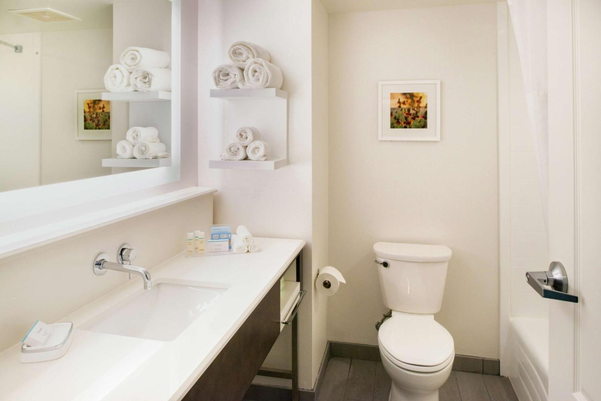 Hampton Inn & Suites Legacy Park-Frisco Dış mekan fotoğraf