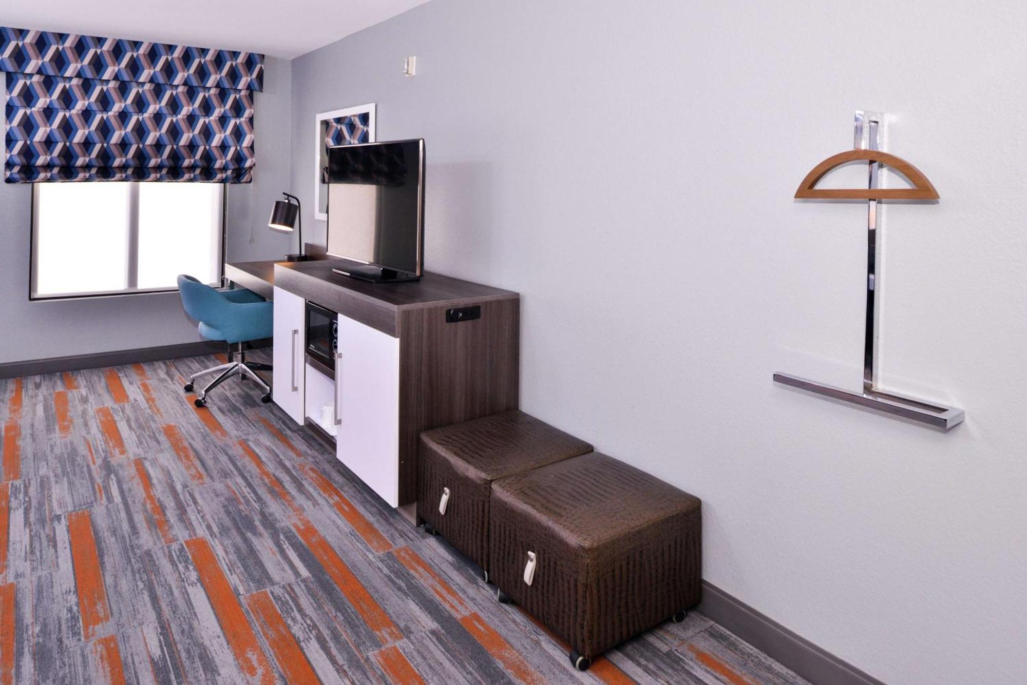 Hampton Inn & Suites Legacy Park-Frisco Dış mekan fotoğraf