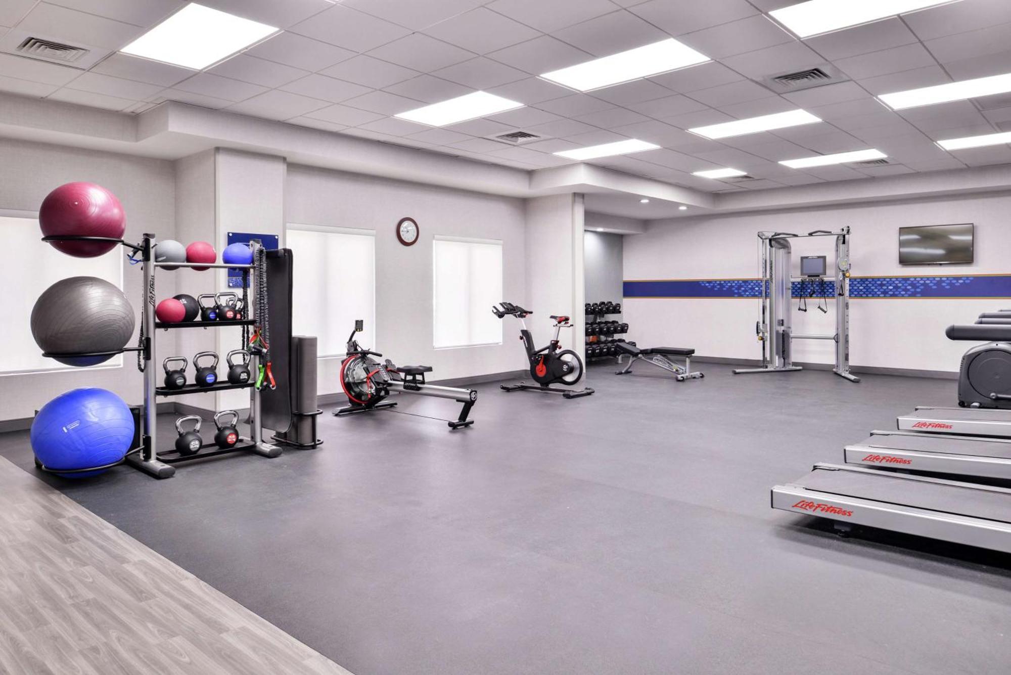 Hampton Inn & Suites Legacy Park-Frisco Dış mekan fotoğraf
